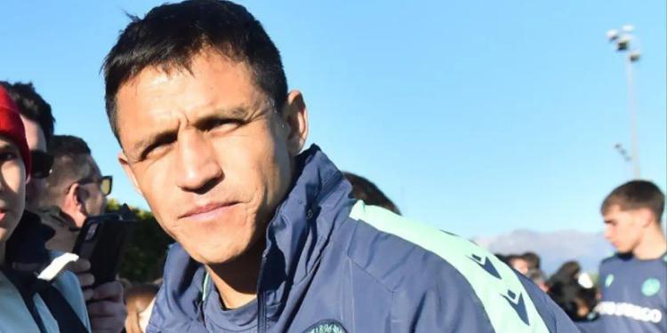 DT de Udinese definió lo que hará con Alexis Sánchez el próximo partido 