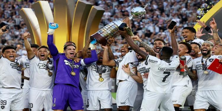 Colo Colo ofertó por arquero campeón de la Copa Libertadores