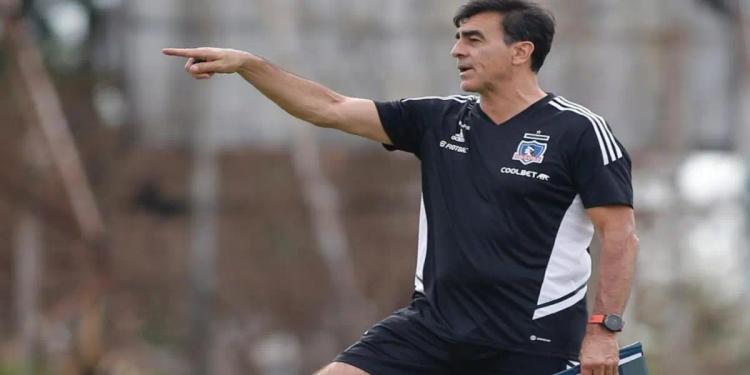 Gustavo Quinteros cambió de equipo y su primer movimiento sería quitarle este fichaje a Colo Colo