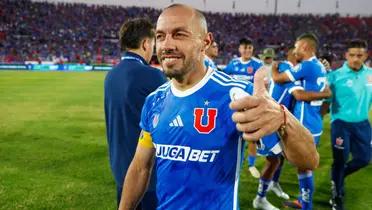 Marcelo Díaz con la camiseta de Universidad de Chile. 