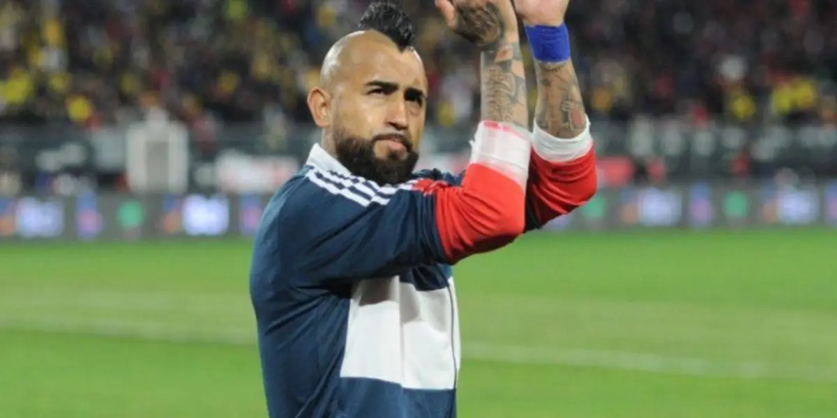 Arturo Vidal pasará fuera de las canchas por varios meses debido a su operación y, ahora que dicen que no tiene dinero, mira a lo que se dedica