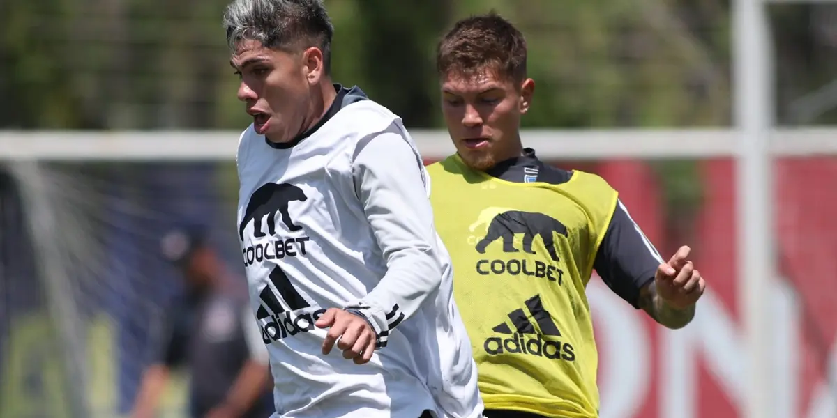 Carlos Palacios enfrentando a Lucas Soto en un entrenamiento.