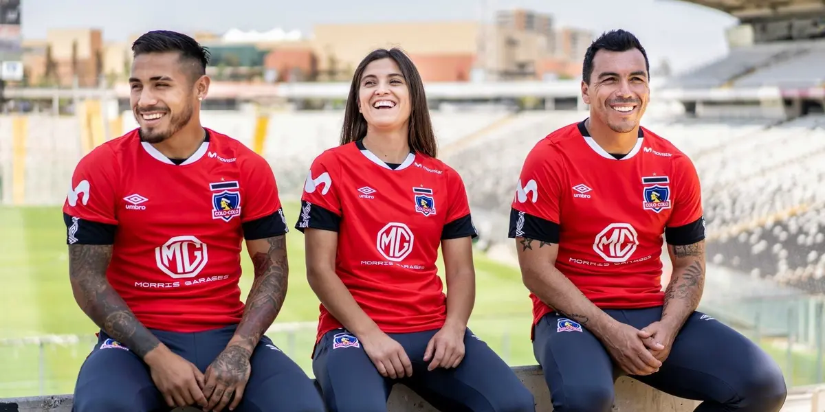 Colo Colo presentó nueva indumentaria que será estrenada el sábado.