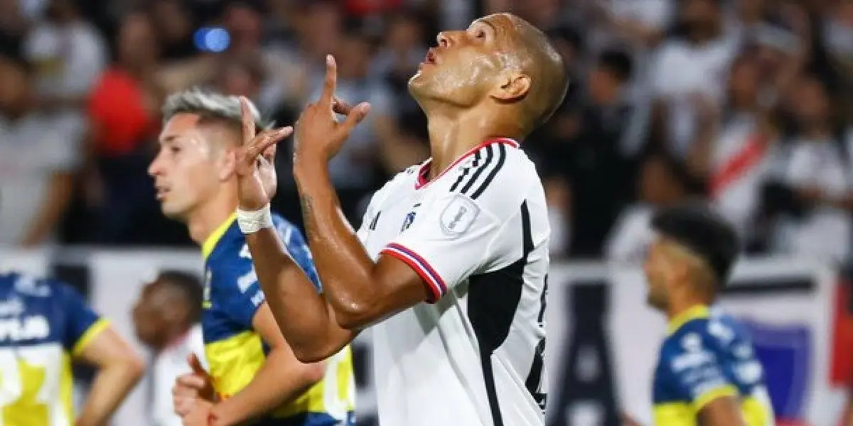 El entrenador de Colo Colo estaría complicado para la Copa Libertadores.  