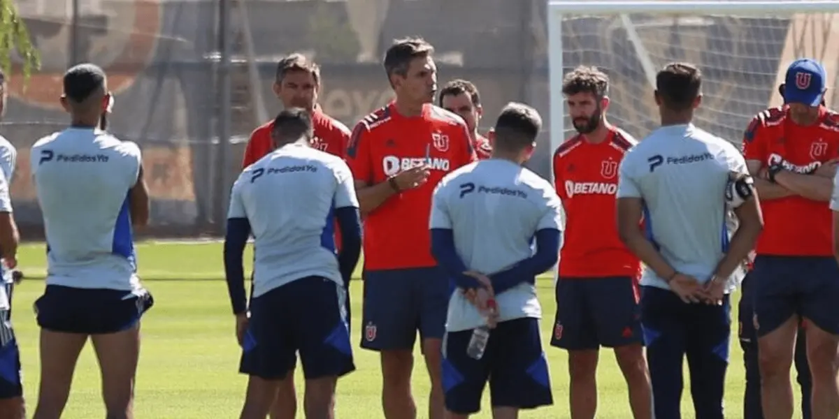 El entrenador de Universidad de Chile tuvo severa reacción.