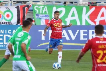 El futbolista defiende a la selección charrúa.