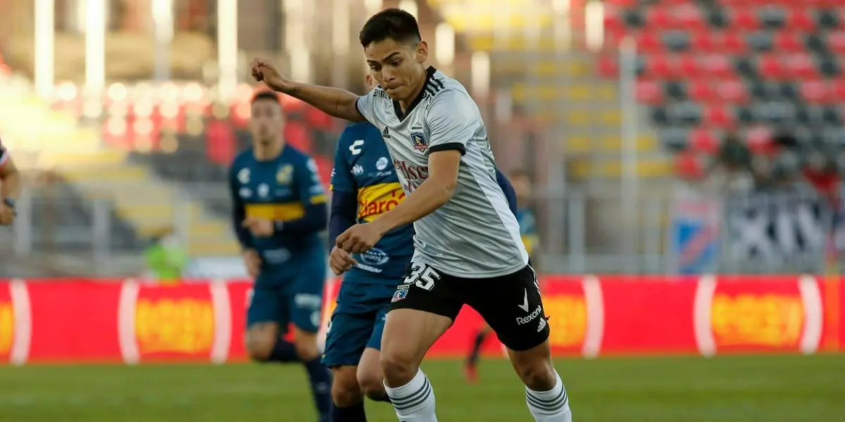 El joven jugador estaría negociando su regreso al fútbol chileno.