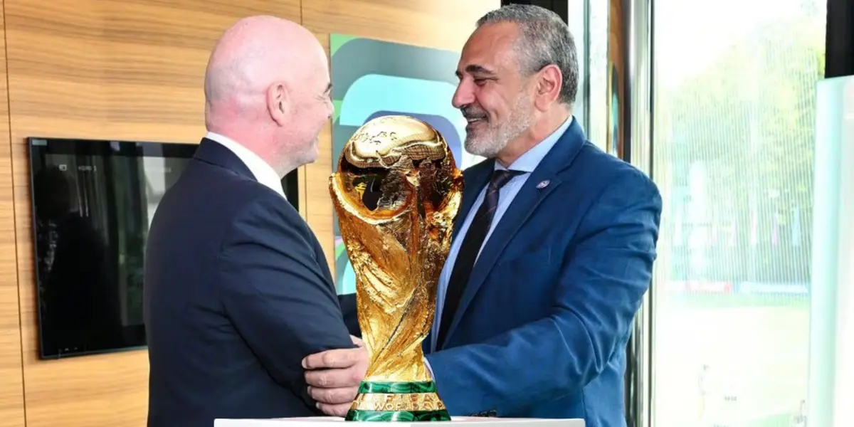 El presidente de la ANFP se reunió en Suiza con el presidente de FIFA.