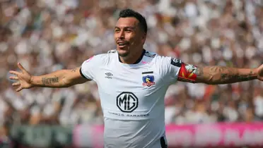 Esteban Paredes - Colo Colo