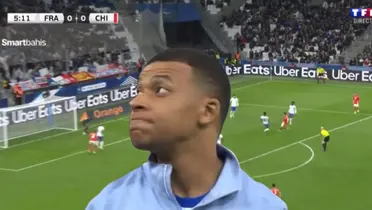 Kylian Mbappé fue recibido con pifias en el Vélodrome. 