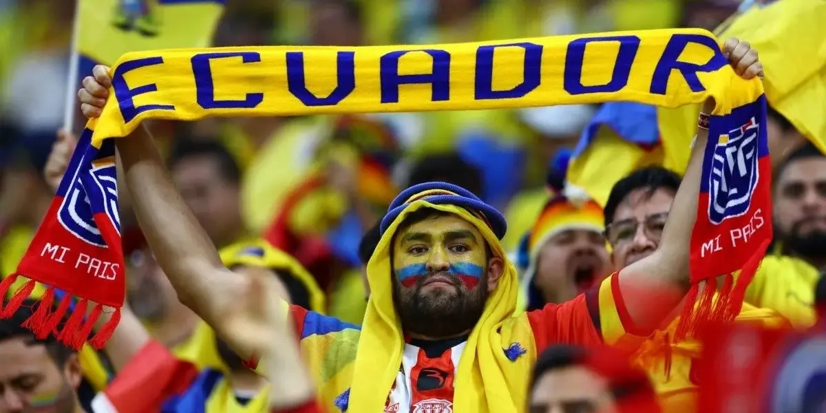 Luego de los cánticos escuchados en el debut de la Copa del Mundo, la FIFA analiza una sanción contra la hinchada ecuatoriana.