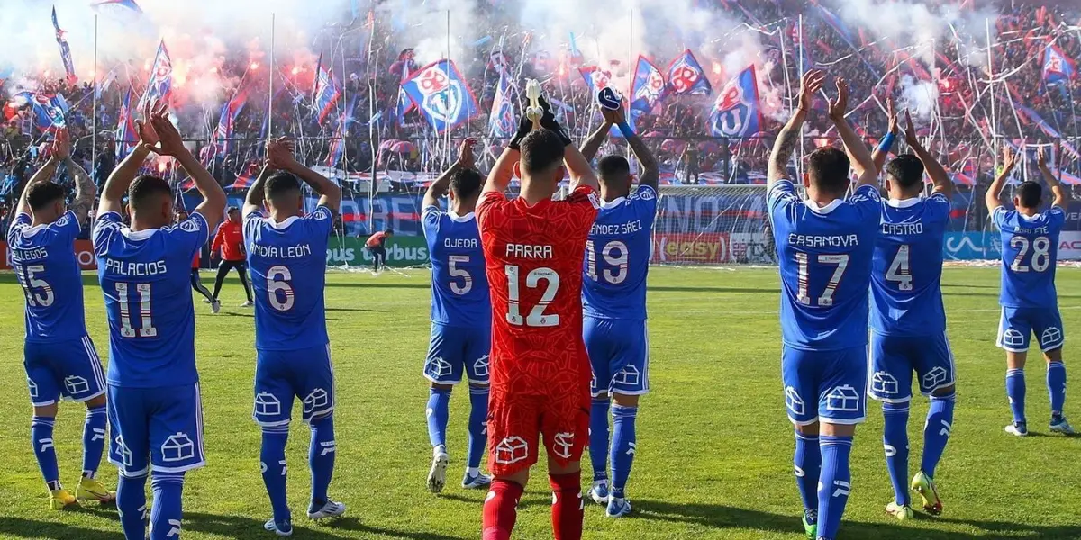 Todo se dio al final del partido frente a Audax Italiano, sus compañeros fueron a encarar al juez Hermosilla y el club tomará medidas.